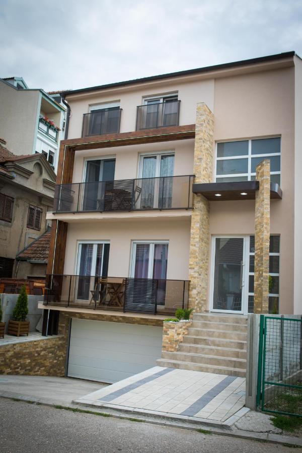 Apartmani Mis Szabács Kültér fotó